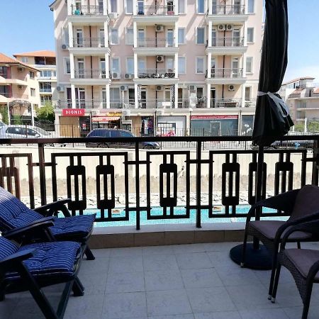 Lovely Studio In A Complex With A Pool By Flat Mаnаger 圣弗拉斯 外观 照片