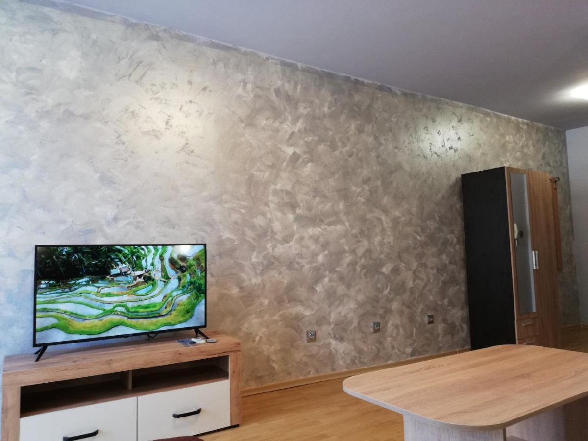 Lovely Studio In A Complex With A Pool By Flat Mаnаger 圣弗拉斯 外观 照片